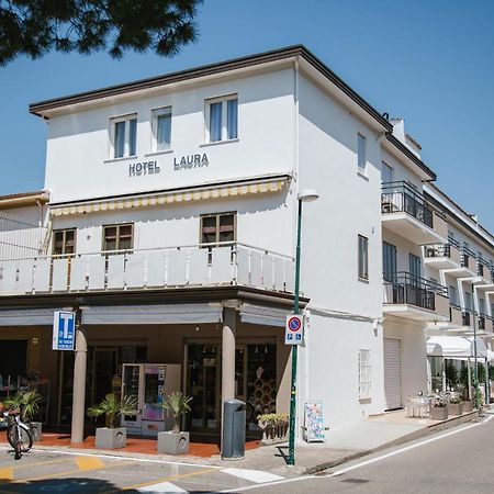 Hotel Laura カヴァッリーノ・トレポルティ エクステリア 写真